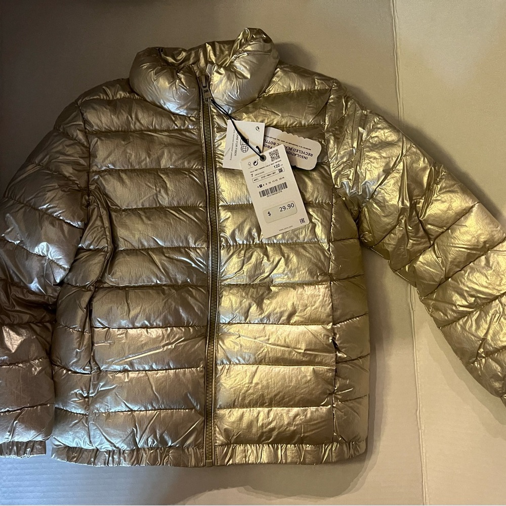 chic Gold Puffer Jacket - Picture 4 of 4